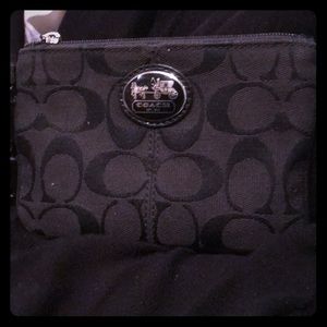 Coach wristlet - very good condition